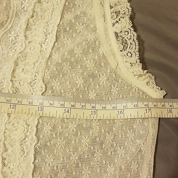 INC International Concepts  cream lace blouse. - Picture 8 of 8